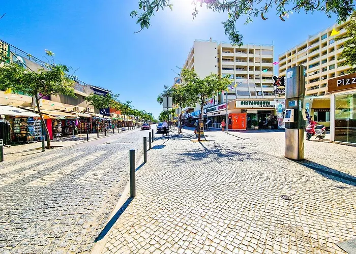 Rocha Varandas Atlantis Apartment Portimao
